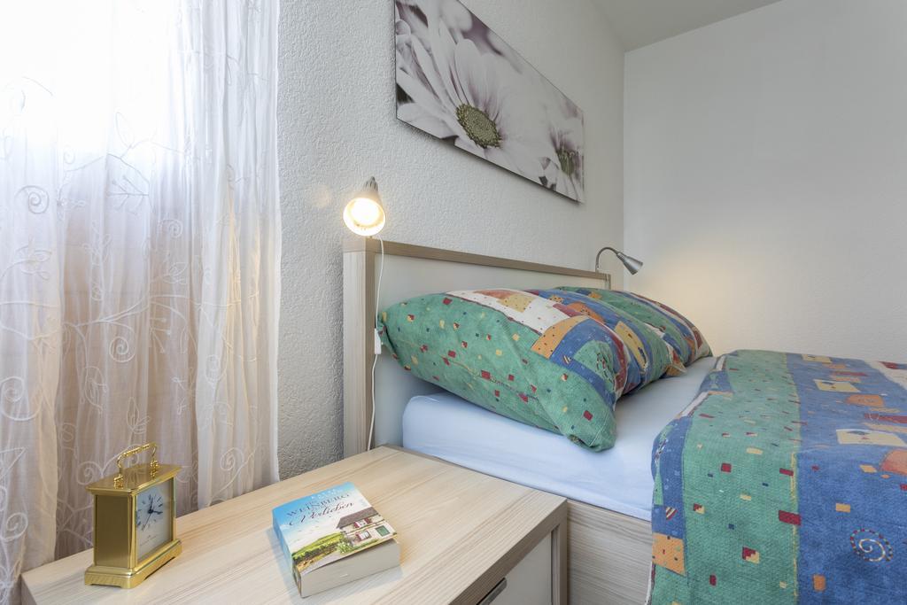 Apartment Haus Arnika Obersaxen Εξωτερικό φωτογραφία