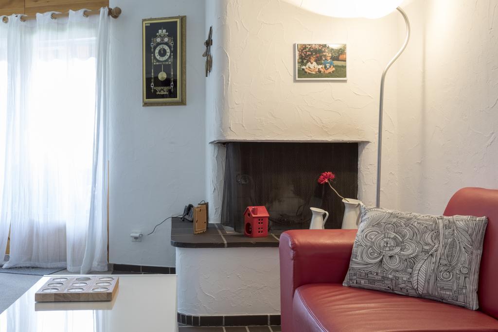 Apartment Haus Arnika Obersaxen Εξωτερικό φωτογραφία